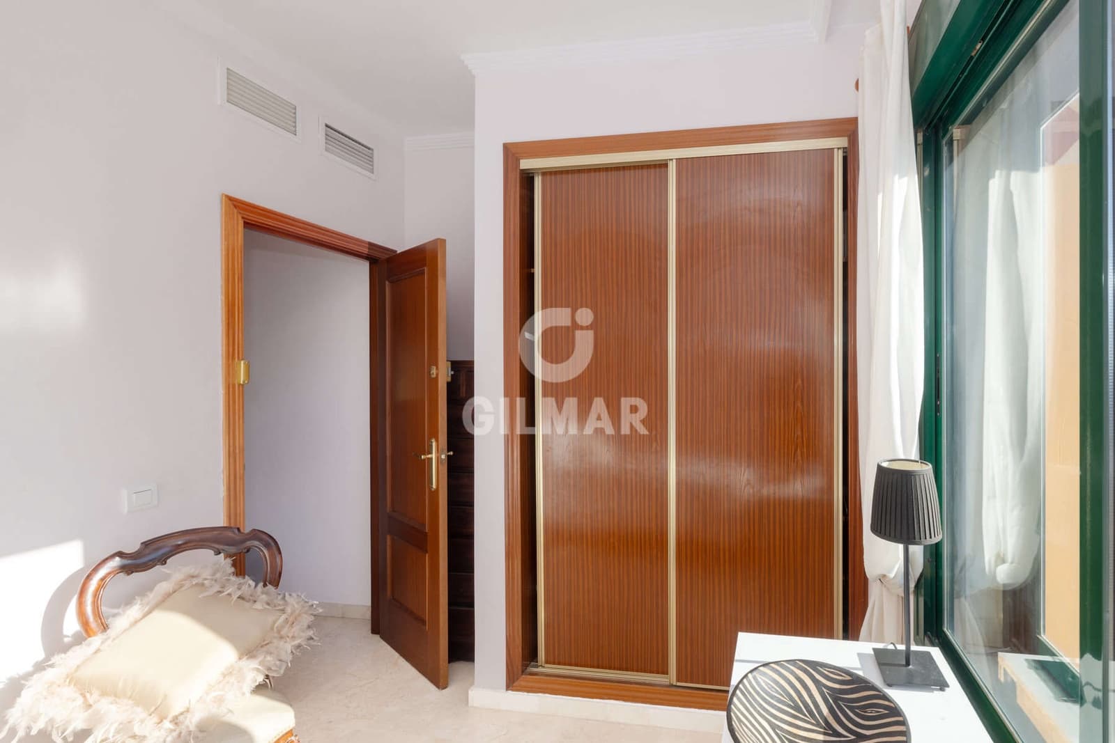 3 bedroom Penthouse for sale in La Duquesa / Puerto de la Duquesa with pool garage - € 375,000 (Ref: 9599816)