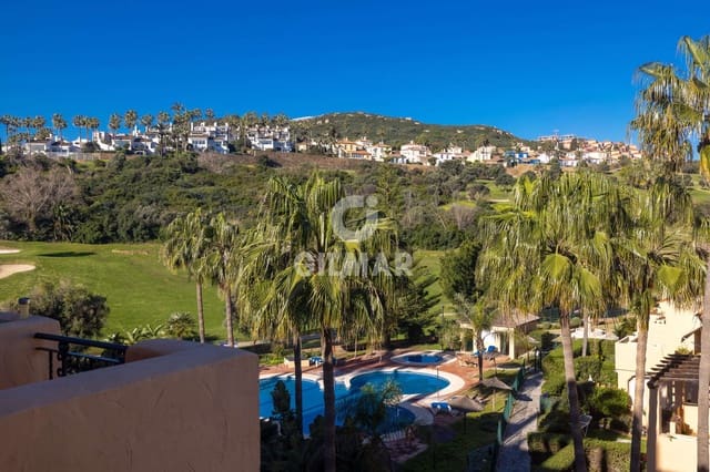 3 soverom Penthouse til salgs i La Duquesa / Puerto de la Duquesa, Manilva med svømmebasseng garasje - € 375 000 (Ref: 9599816)