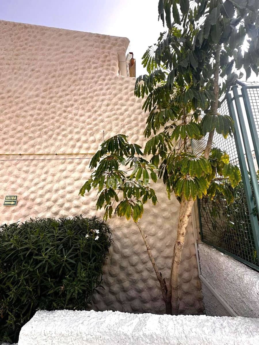 1 soveværelse Lejlighed til salg i Playa de las Americas med garage - € 220.000 (Ref: 9603483)