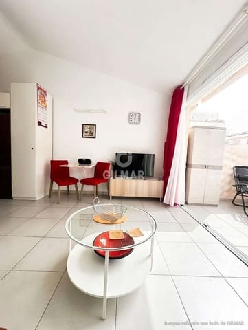 1 chambre Appartement à vendre à Playa de las Americas, Arona avec garage - 220 000 € (Ref: 9603483)