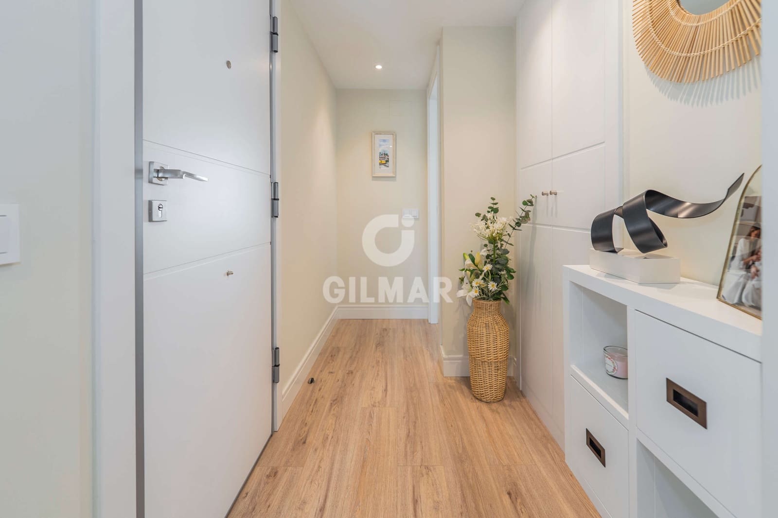 2 soveværelse Penthouse til salg i Madrid by med swimmingpool garage - € 950.000 (Ref: 9605519)