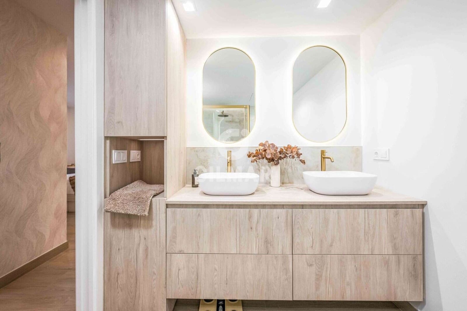 Piso de 4 habitaciones en Sevilla ciudad en venta con garaje - 1.195.000 € (Ref: 9606405)