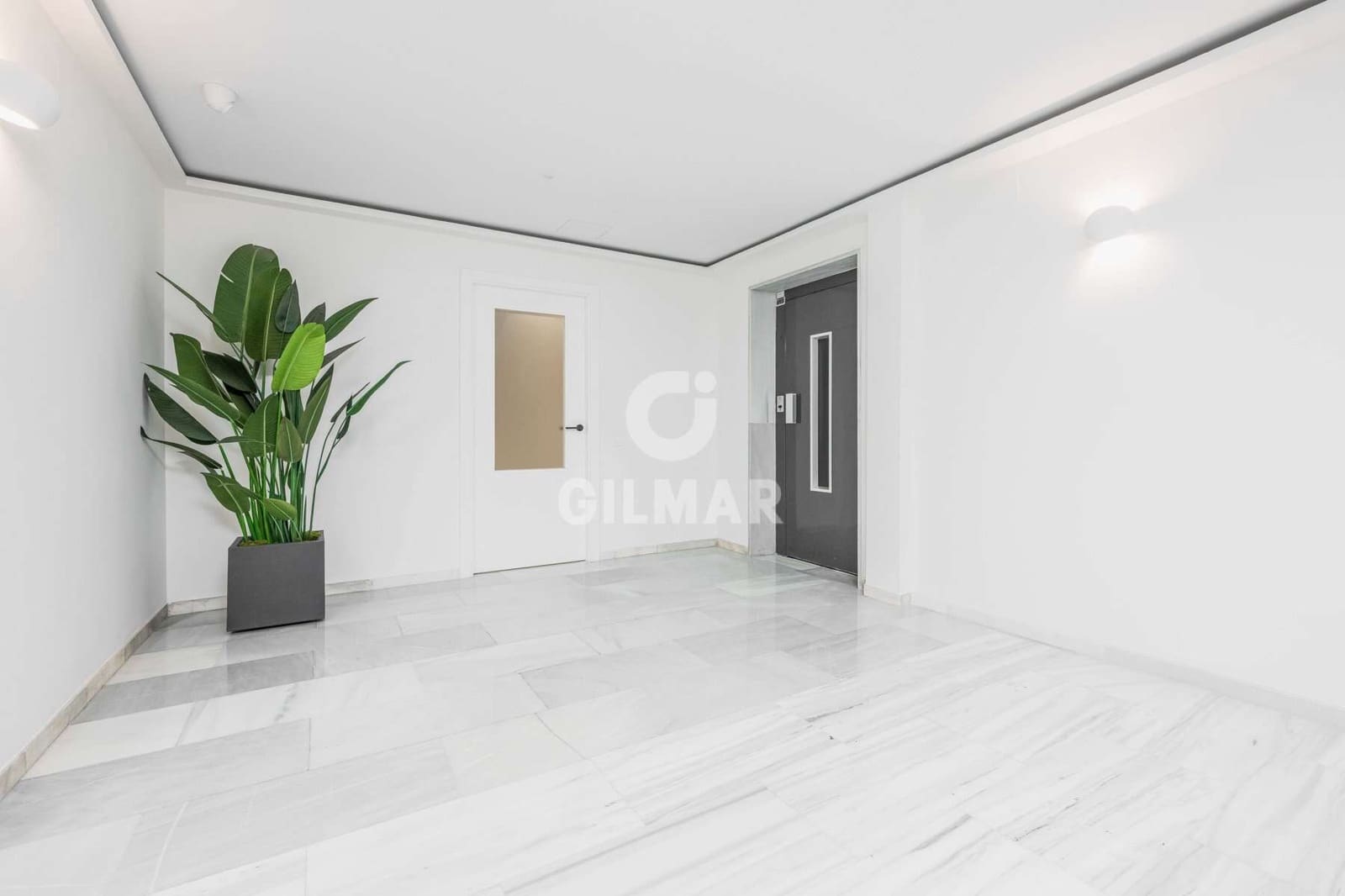 Piso de 4 habitaciones en Sevilla ciudad en venta con garaje - 1.195.000 € (Ref: 9606405)