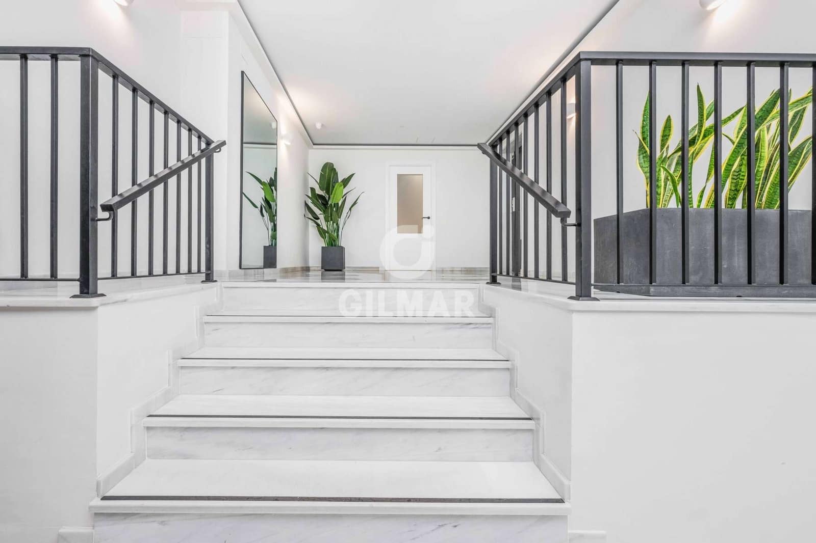 Piso de 4 habitaciones en Sevilla ciudad en venta con garaje - 1.195.000 € (Ref: 9606405)