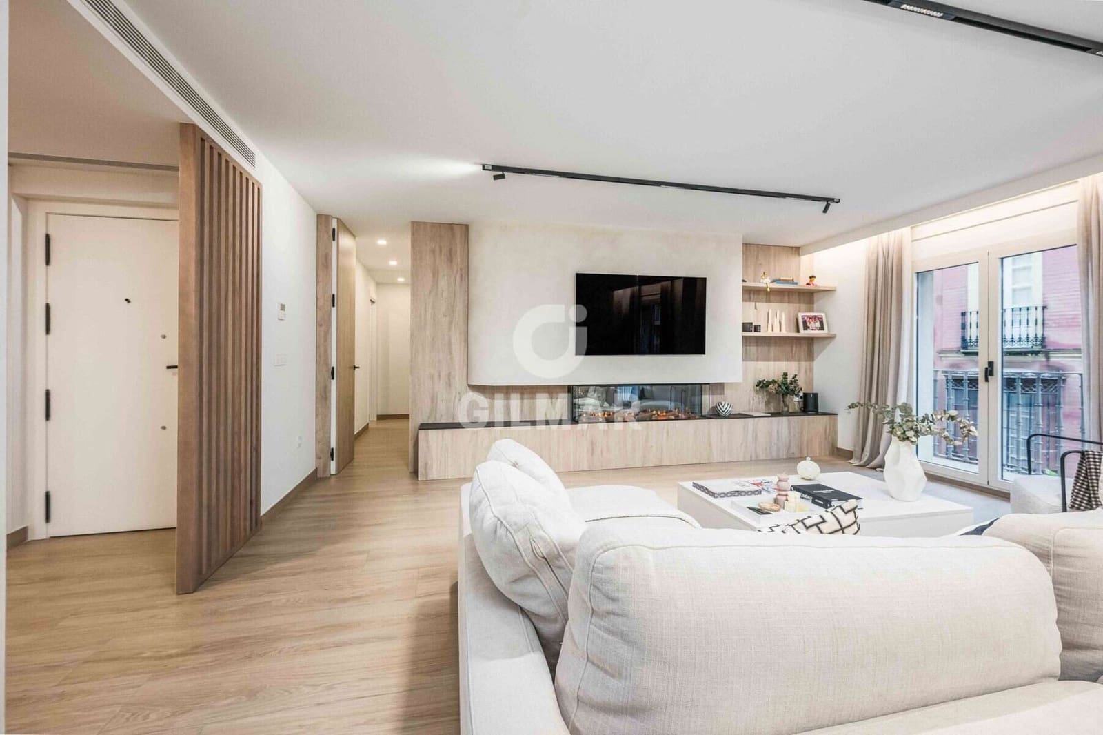 Piso de 4 habitaciones en Sevilla ciudad en venta con garaje - 1.195.000 € (Ref: 9606405)