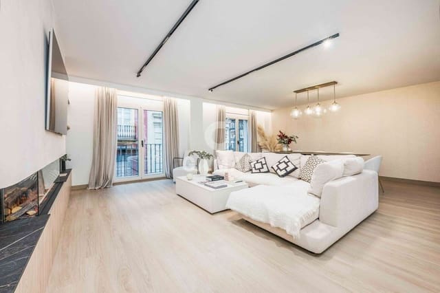 Piso de 4 habitaciones en Arenal, Sevilla ciudad en venta con garaje - 1.195.000 € (Ref: 9606405)