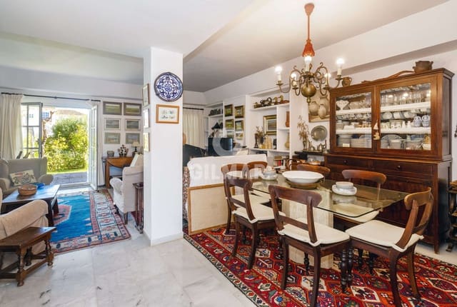 Adosado de 4 habitaciones en Sotoserena, Estepona en venta con piscina - 515.000 € (Ref: 9606752)