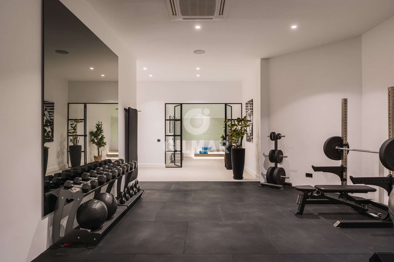 6 soveværelse Villa til salg i Benahavis med swimmingpool garage - € 7.995.000 (Ref: 9614233)