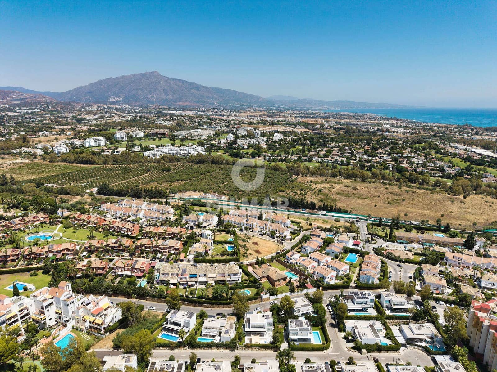 4 quarto Moradia para venda em New Golden Mile com garagem - 1 825 000 € (Ref: 9614234)