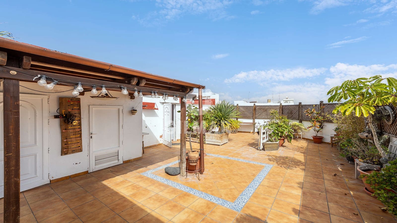 3 sovrum Lägenhet till salu i Las Palmas de Gran Canaria - 348 000 € (Ref: 9618490)