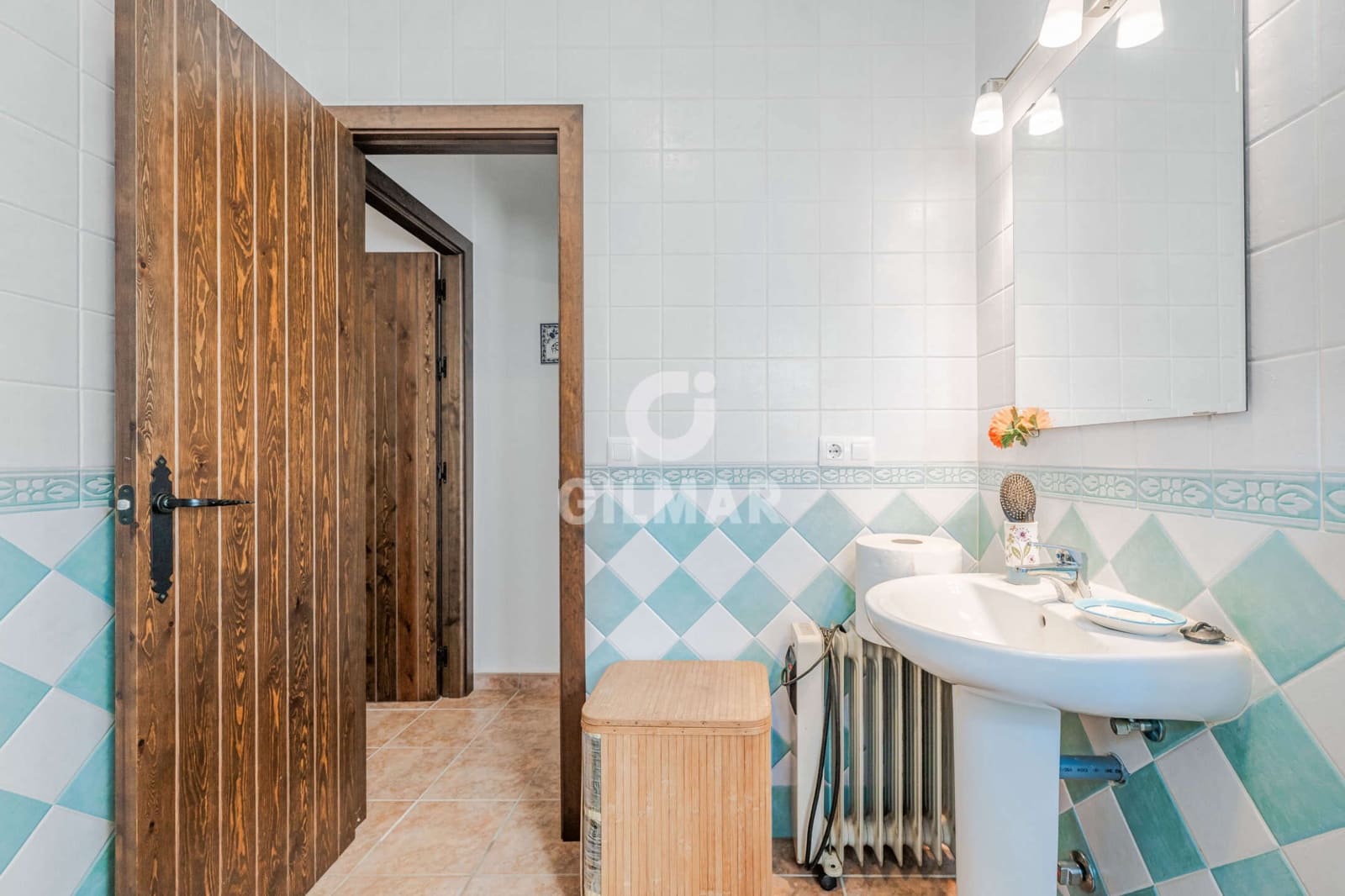 4 soverom Villa til salgs i Zahora med svømmebasseng garasje - € 775 000 (Ref: 9618491)