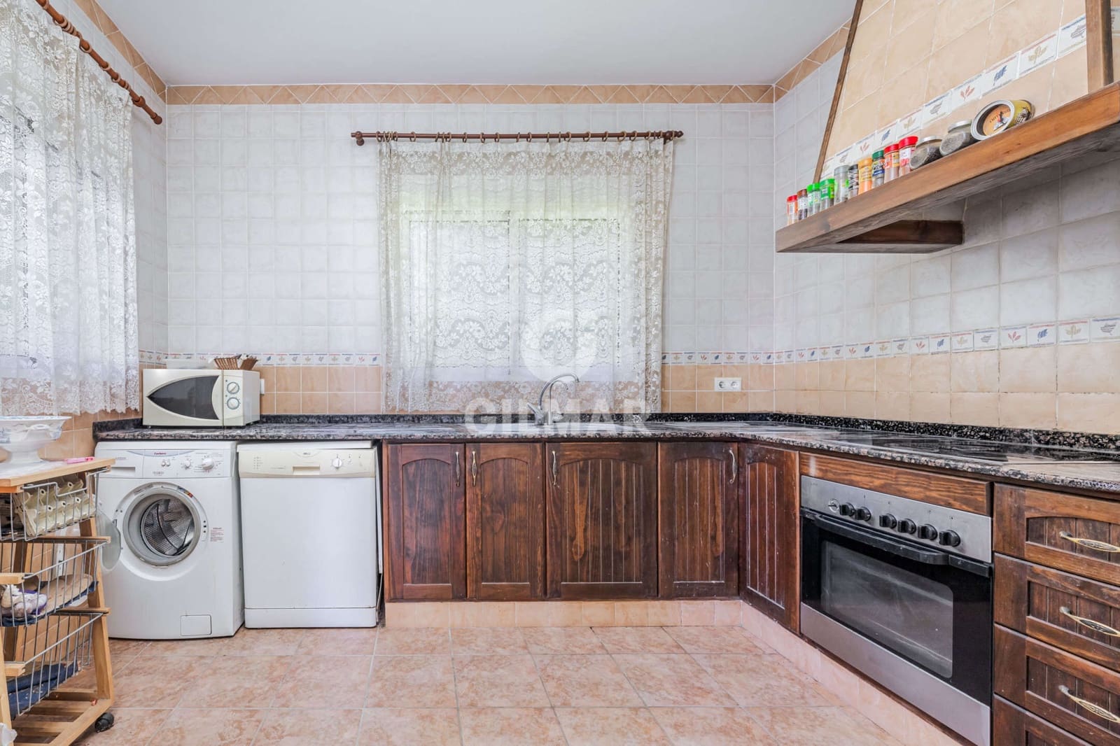 4 soverom Villa til salgs i Zahora med svømmebasseng garasje - € 775 000 (Ref: 9618491)