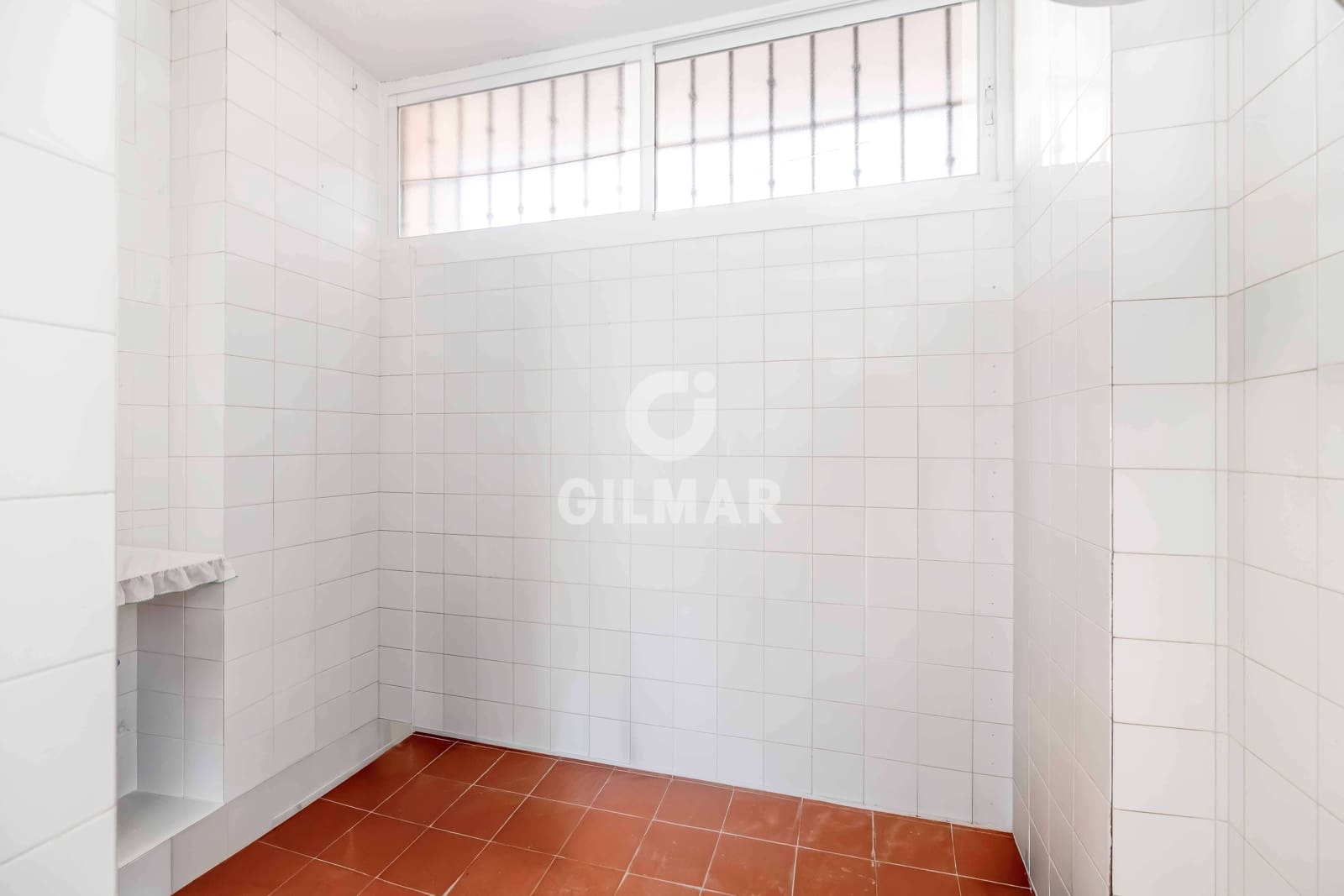 4 soverom Leilighet til salgs i Marbella med svømmebasseng garasje - € 549 000 (Ref: 9627084)