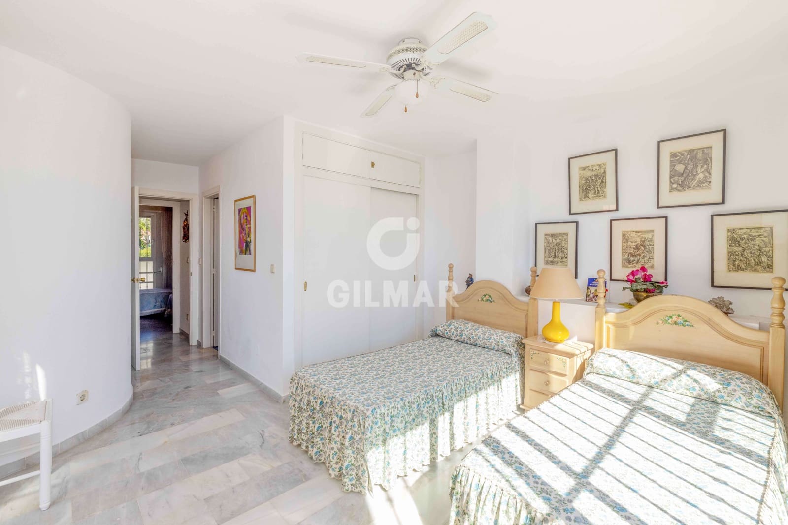 4 soverom Leilighet til salgs i Marbella med svømmebasseng garasje - € 549 000 (Ref: 9627084)