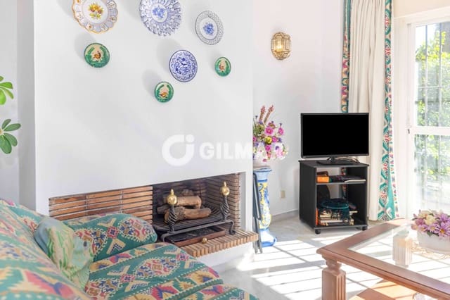 4 sypialnia Mieszkanie na sprzedaż w Valdeolletas - Las Cancelas - Xarblanca, Marbella z basenem garażem - 495 000 € (Ref: 9627084)