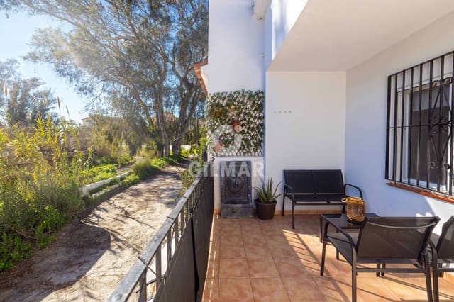 1 sovrum Semi-fristående Villa till salu i Elviria, Marbella med garage - 319 000 € (Ref: 9627085)