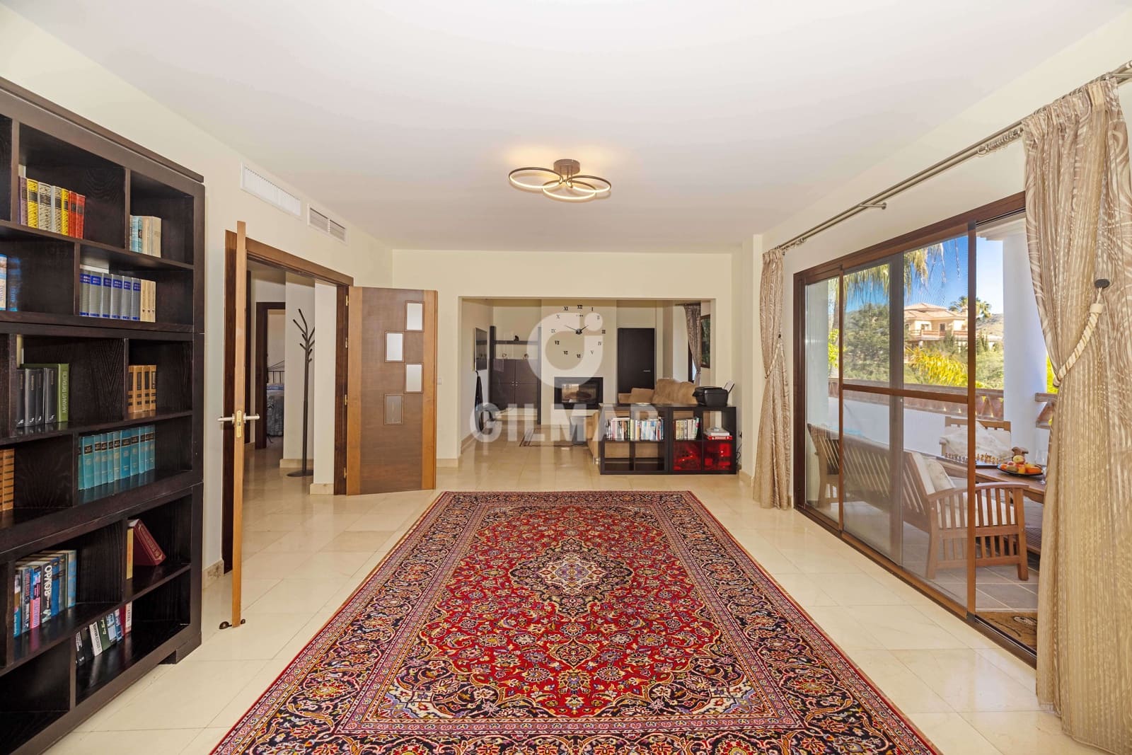 Chalet de 6 habitaciones en Marbella en venta con piscina garaje - 1.975.000 € (Ref: 9627087)