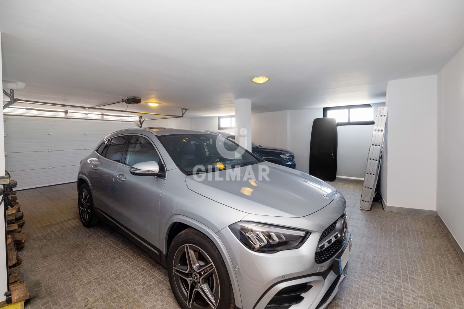 Chalet de 6 habitaciones en Marbella en venta con piscina garaje - 1.975.000 € (Ref: 9627087)