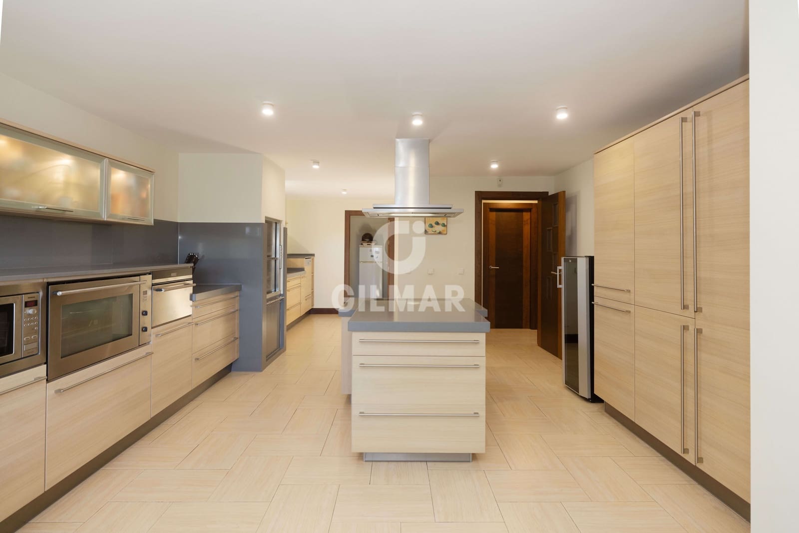 Chalet de 6 habitaciones en Marbella en venta con piscina garaje - 1.975.000 € (Ref: 9627087)