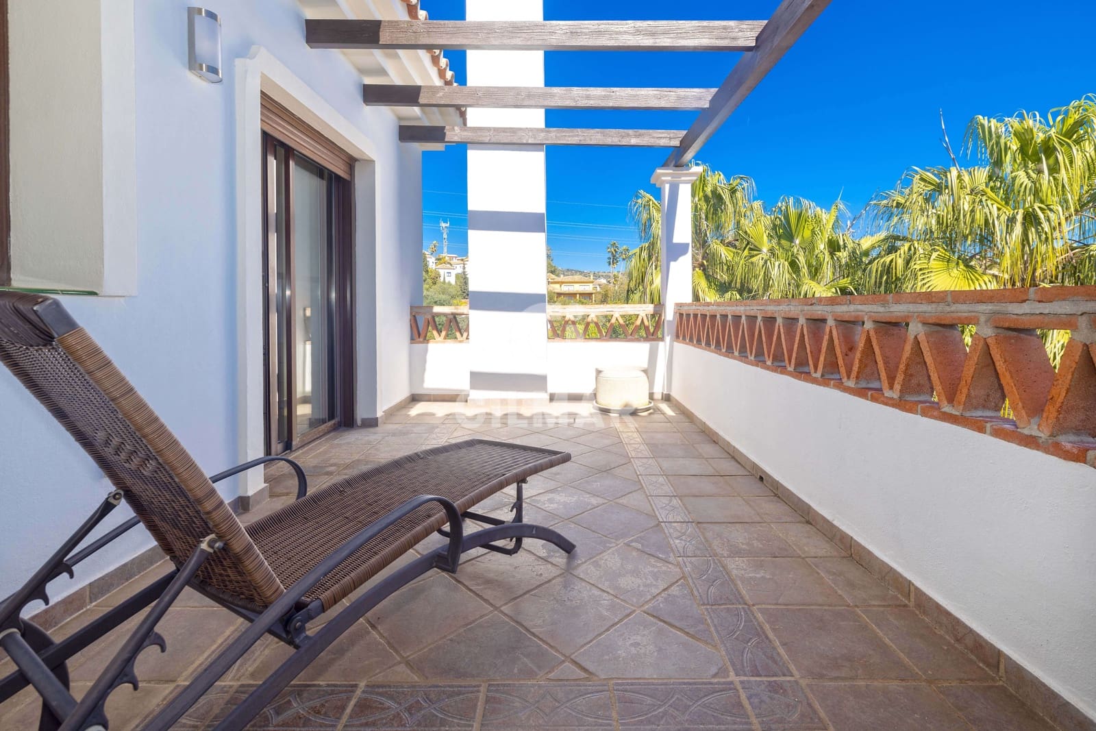 Chalet de 6 habitaciones en Marbella en venta con piscina garaje - 1.975.000 € (Ref: 9627087)