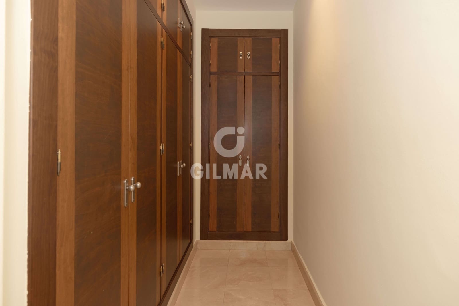 Chalet de 6 habitaciones en Marbella en venta con piscina garaje - 1.975.000 € (Ref: 9627087)