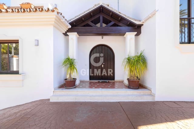 Chalet de 6 habitaciones en Hacienda Las Chapas, Marbella en venta con piscina garaje - 1.975.000 € (Ref: 9627087)