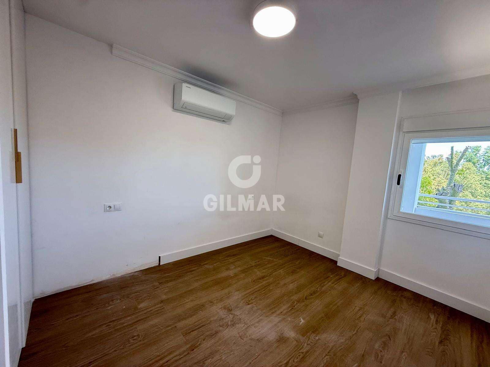 2 bedroom Flat for sale in New Golden Mile with pool garage - € 379,000 (Ref: 9627088)