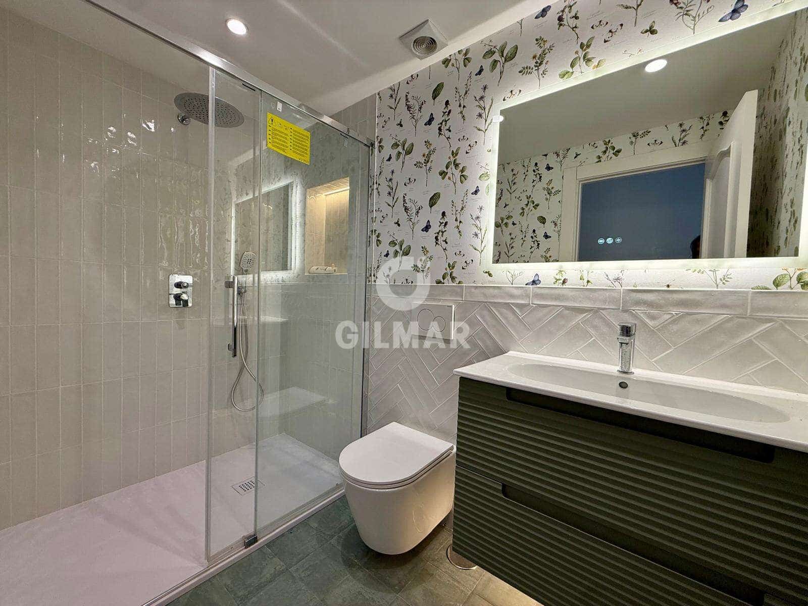 2 bedroom Flat for sale in New Golden Mile with pool garage - € 379,000 (Ref: 9627088)