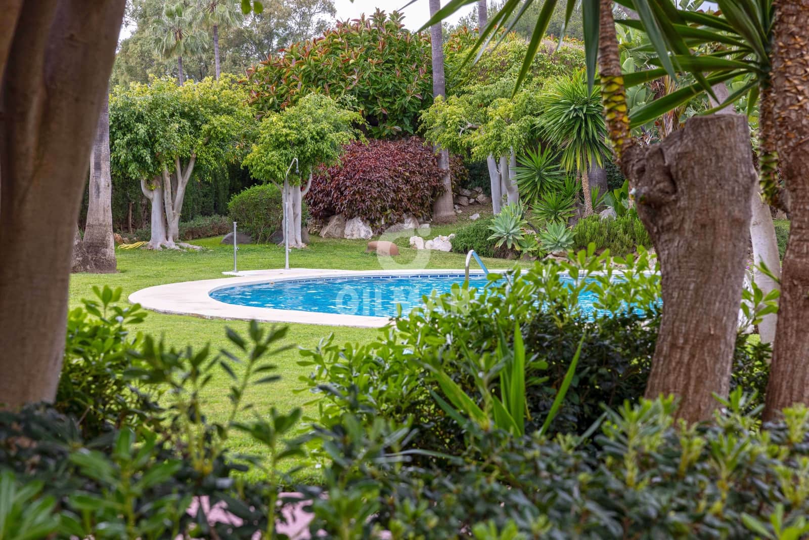 2 bedroom Flat for sale in New Golden Mile with pool garage - € 379,000 (Ref: 9627088)