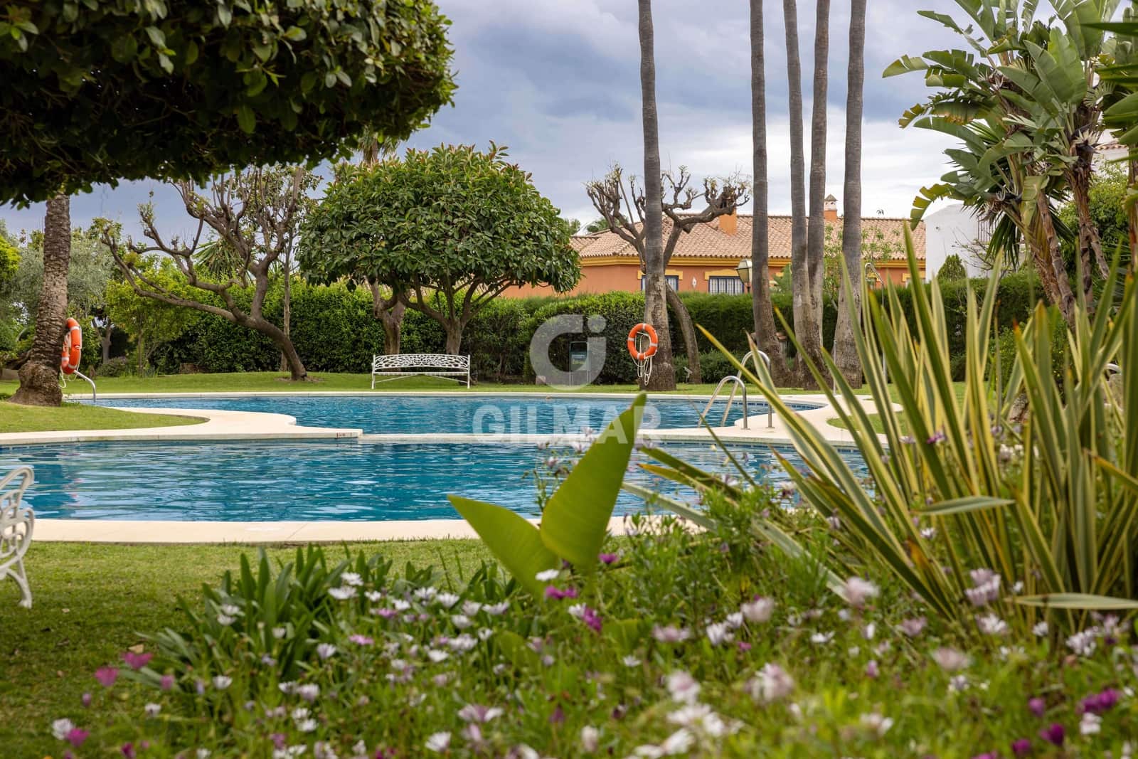 2 bedroom Flat for sale in New Golden Mile with pool garage - € 379,000 (Ref: 9627088)