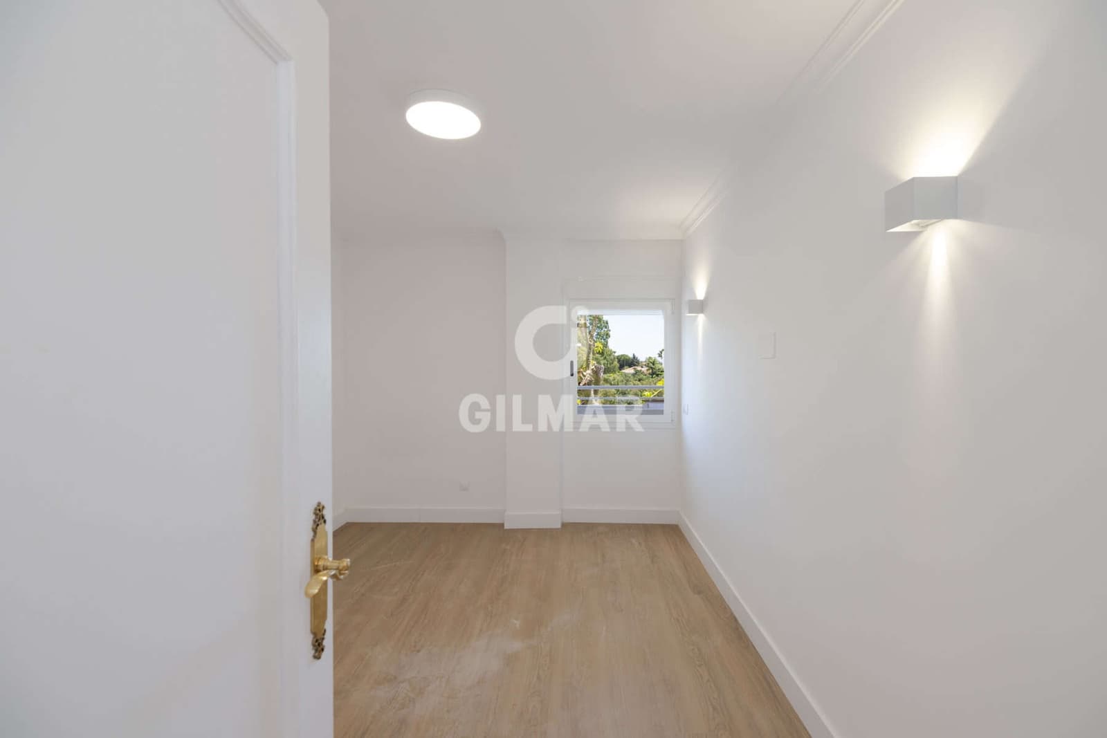 2 quarto Apartamento para venda em New Golden Mile com piscina garagem - 379 000 € (Ref: 9627088)