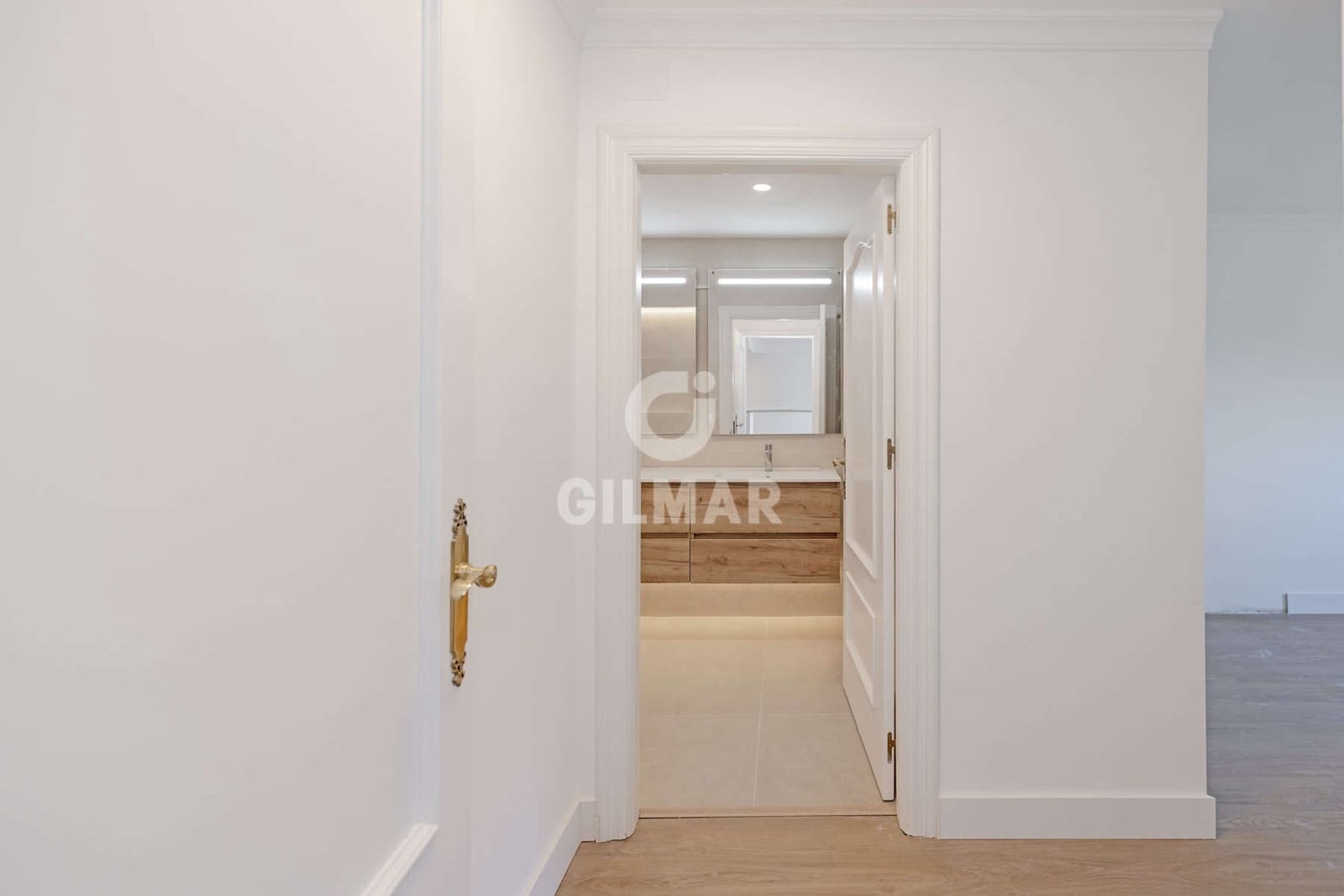2 quarto Apartamento para venda em New Golden Mile com piscina garagem - 379 000 € (Ref: 9627088)