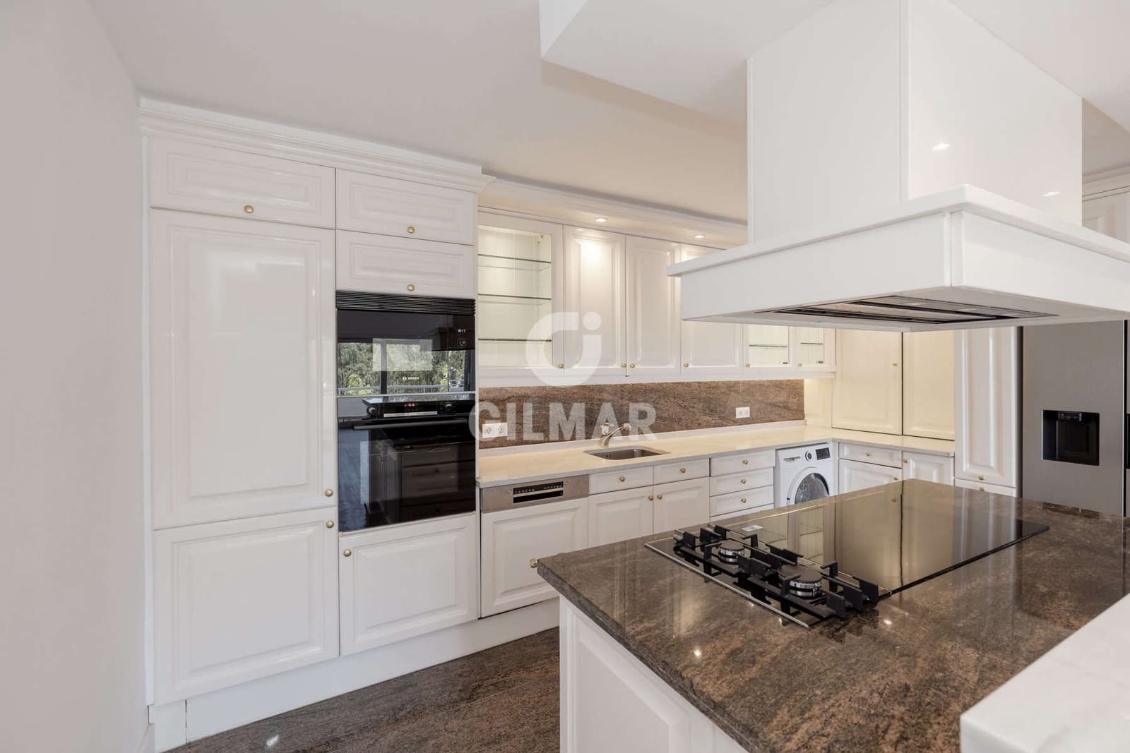 2 quarto Apartamento para venda em New Golden Mile com piscina garagem - 379 000 € (Ref: 9627088)