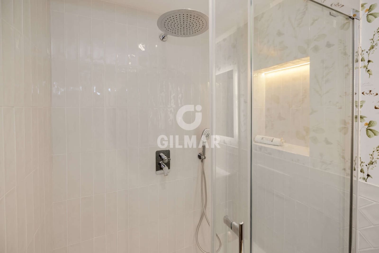 2 quarto Apartamento para venda em New Golden Mile com piscina garagem - 379 000 € (Ref: 9627088)
