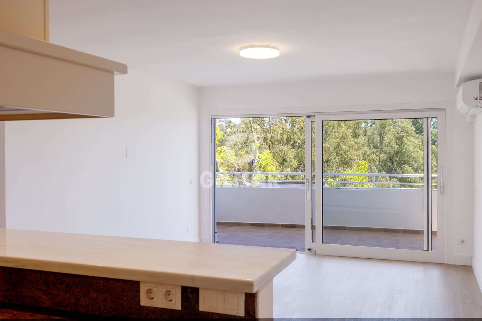 2 quarto Apartamento para venda em New Golden Mile com piscina garagem - 379 000 € (Ref: 9627088)