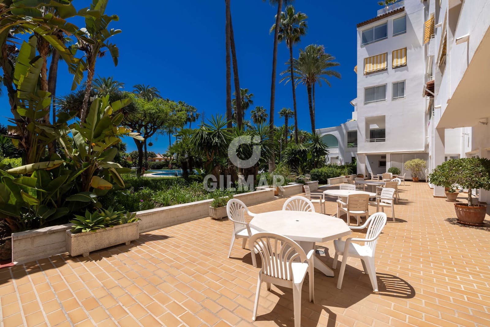 2 quarto Apartamento para venda em New Golden Mile com piscina garagem - 379 000 € (Ref: 9627088)