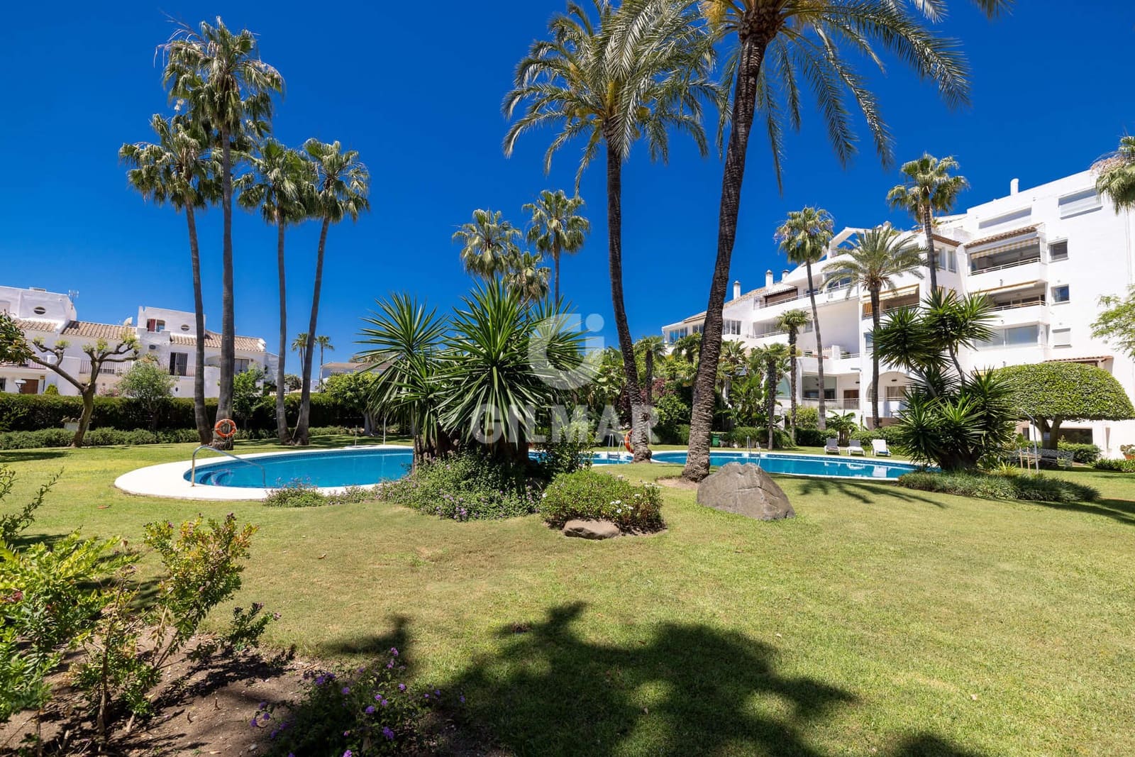 2 quarto Apartamento para venda em New Golden Mile com piscina garagem - 379 000 € (Ref: 9627088)