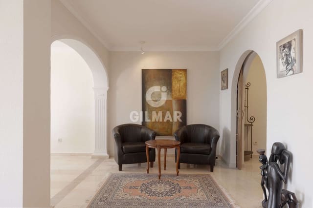 3 sovrum Lägenhet till salu i Nueva Atalaya, Estepona med pool garage - 600 000 € (Ref: 9627089)