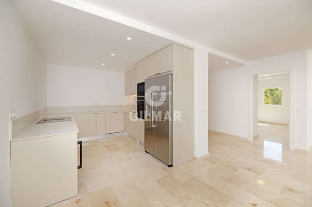 3 chambre Appartement à vendre à Nueva Atalaya, Estepona avec piscine garage - 699 000 € (Ref: 9627089)