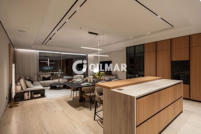 3 chambre Appartement à vendre à Sierra de Estepona - Avda. de Andalucía, Estepona avec piscine garage - 3 550 000 € (Ref: 9627090)