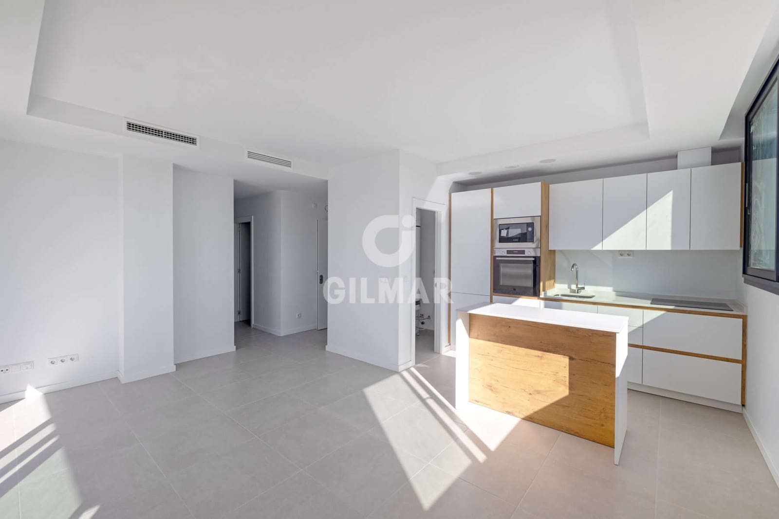2 slaapkamer Penthouse te koop in Estepona met garage - € 510.000 (Ref: 9628007)