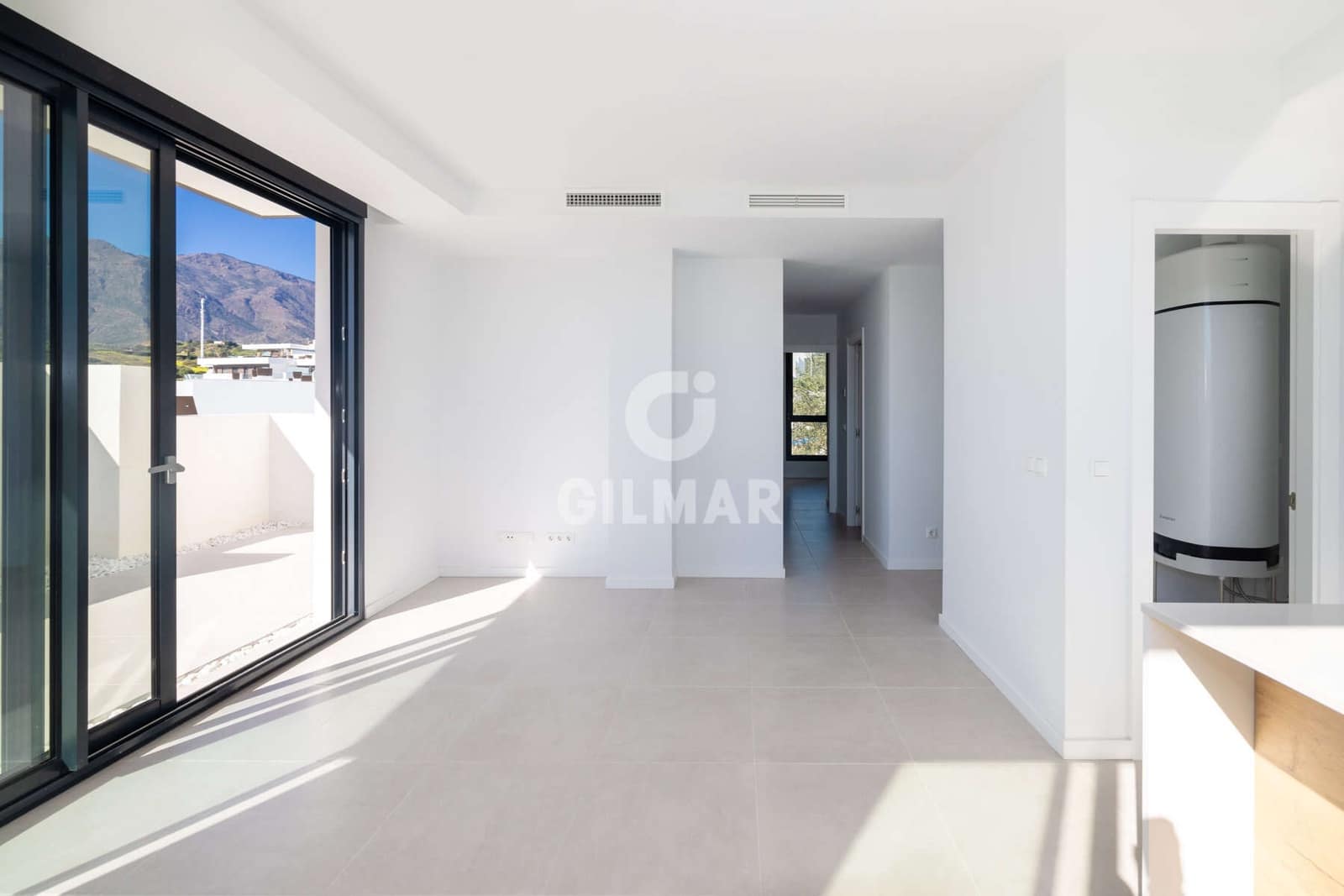 2 slaapkamer Penthouse te koop in Estepona met garage - € 510.000 (Ref: 9628007)