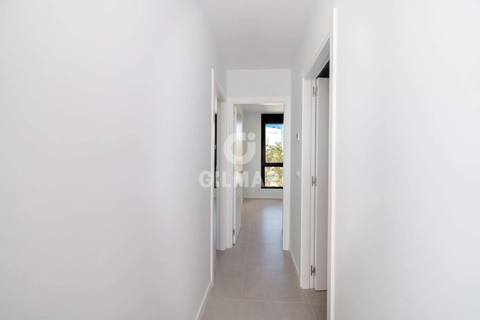 2 slaapkamer Penthouse te koop in Estepona met garage - € 510.000 (Ref: 9628007)