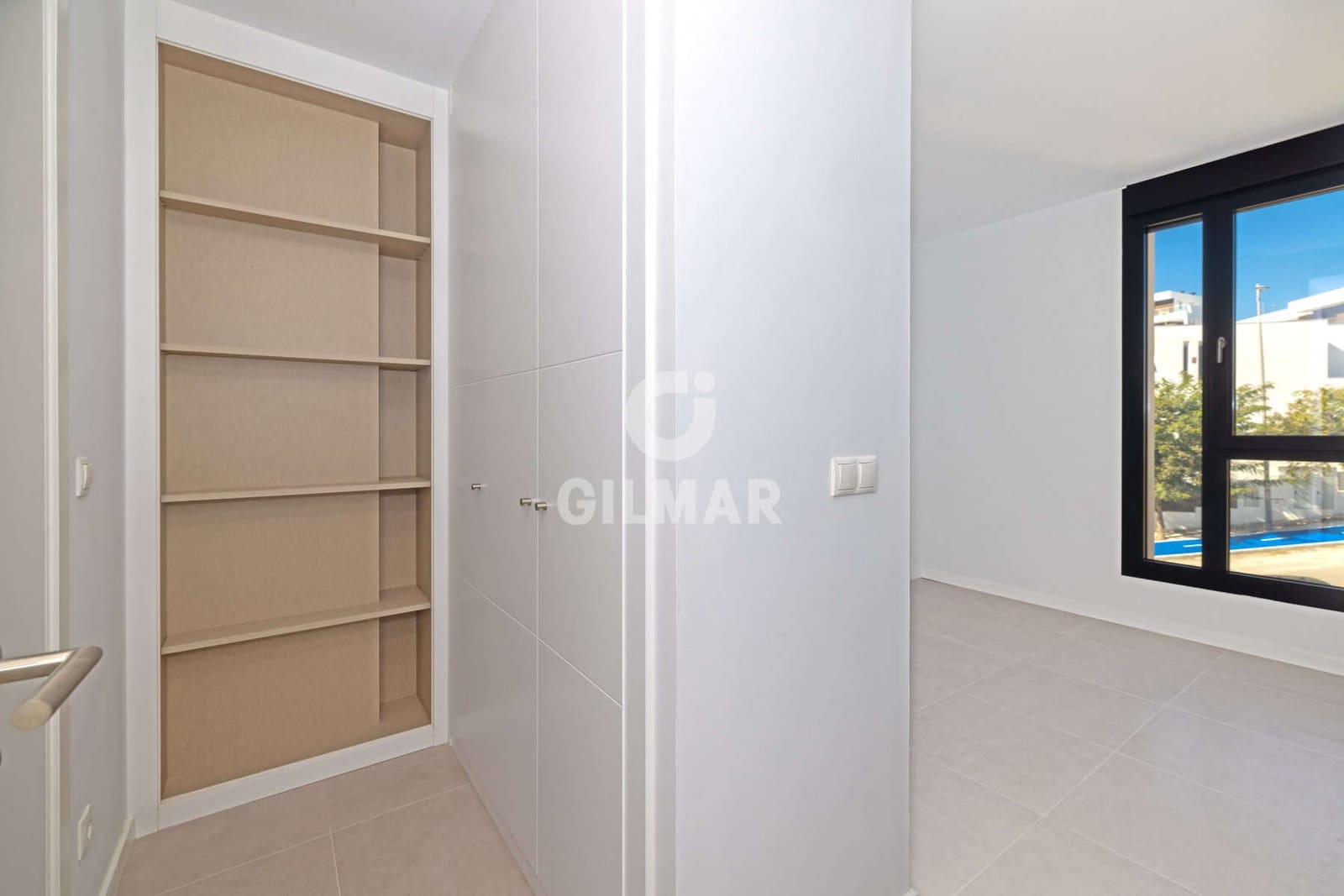 2 slaapkamer Penthouse te koop in Estepona met garage - € 510.000 (Ref: 9628007)