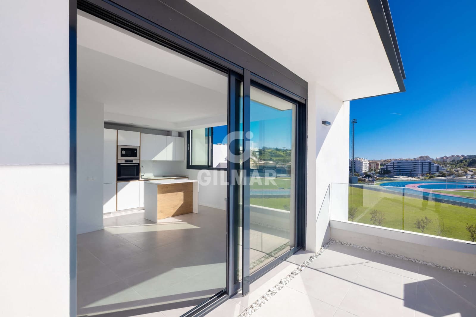 2 slaapkamer Penthouse te koop in Estepona met garage - € 510.000 (Ref: 9628007)