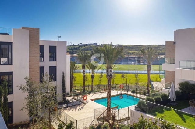 2 slaapkamer Penthouse te koop in Zona Calvario, Estepona met garage - € 510.000 (Ref: 9628007)