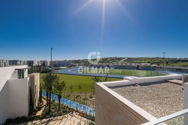 Ático de 2 habitaciones en Altos de Estepona, Estepona en venta con garaje - 575.000 € (Ref: 9628008)