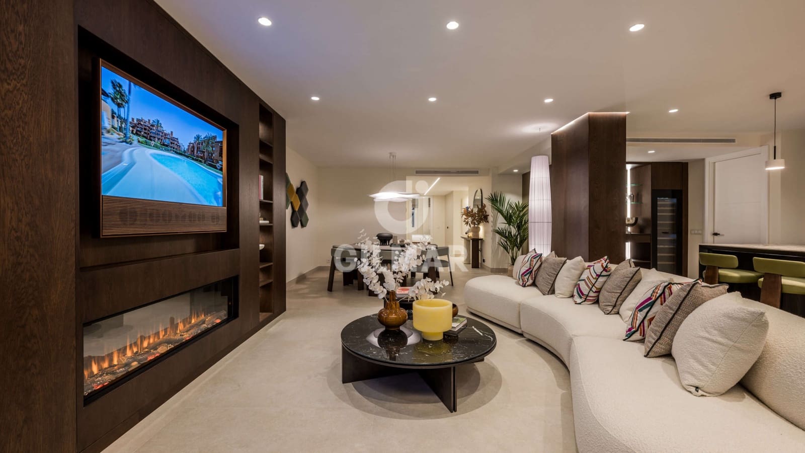 3 makuuhuone Asunto myytävänä paikassa Las Chapas mukana uima-altaan 
autotalli - 2 450 000 € (Ref: 9628424)