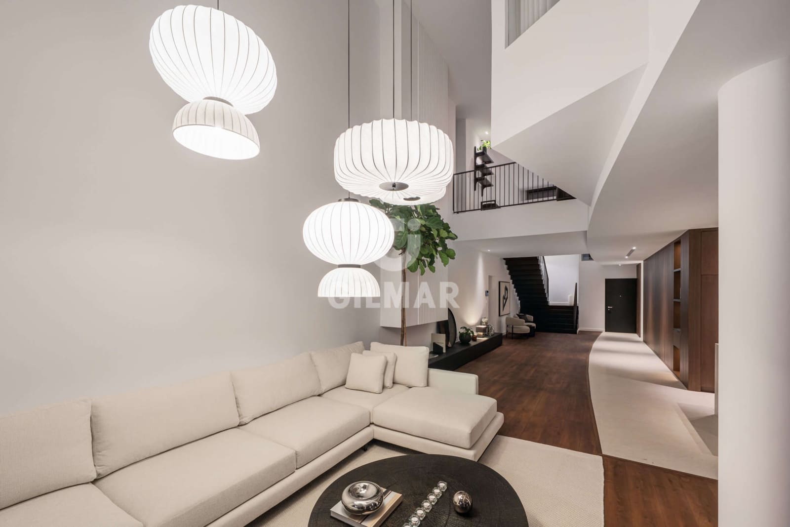 4 sovrum Semi-fristående Villa till salu i Golden Mile med pool garage - 3 950 000 € (Ref: 9629414)