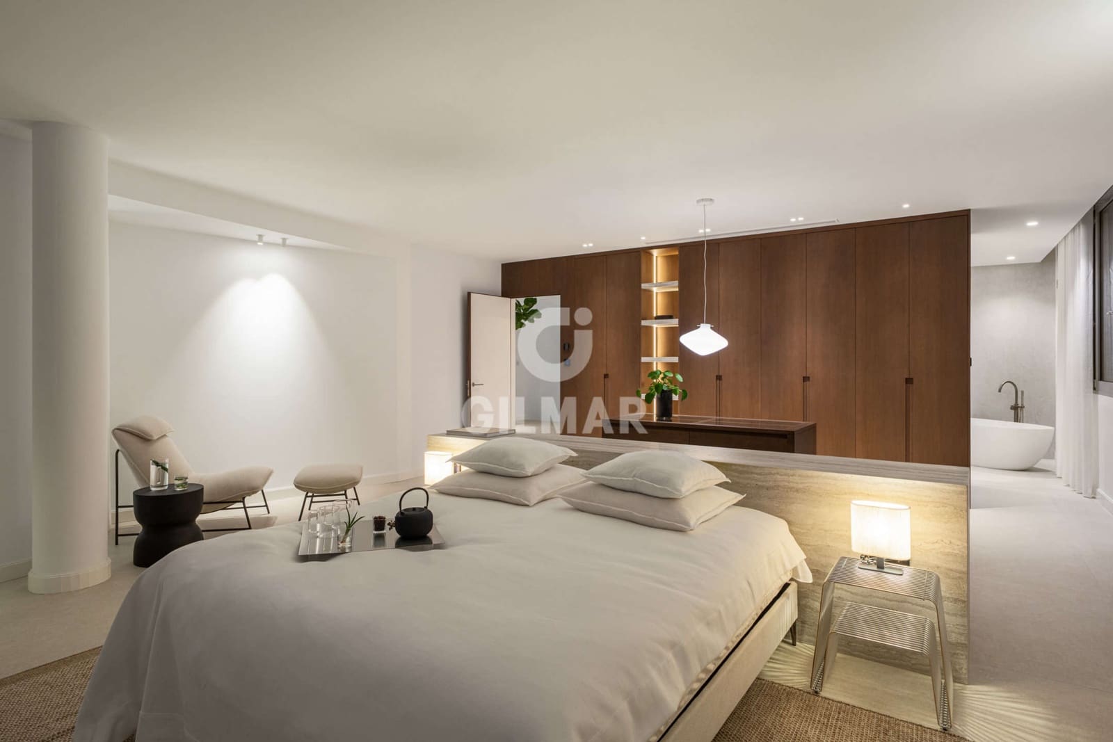 4 sovrum Semi-fristående Villa till salu i Golden Mile med pool garage - 3 950 000 € (Ref: 9629414)